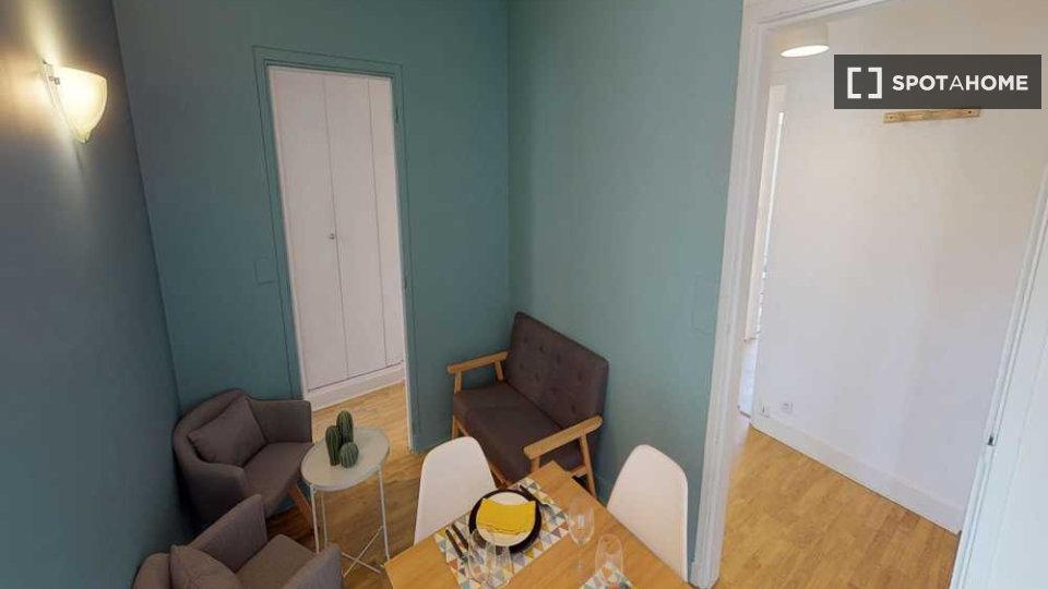 Double room Paris, 4 beds, 80m² — photo 8