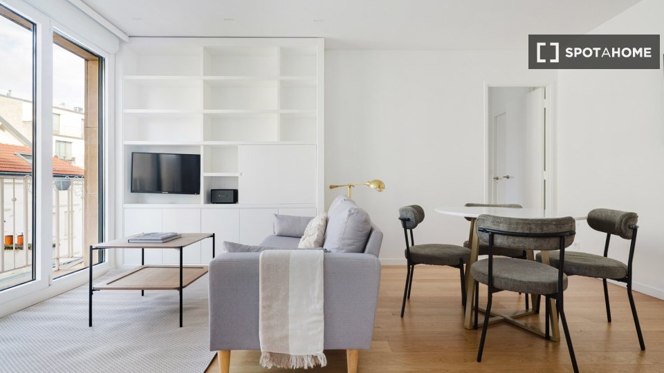 Apartment Paris, 2 beds, 59m² — photo 1