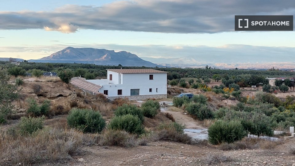 Apartment Granada, 3 beds, 109m² — photo 1