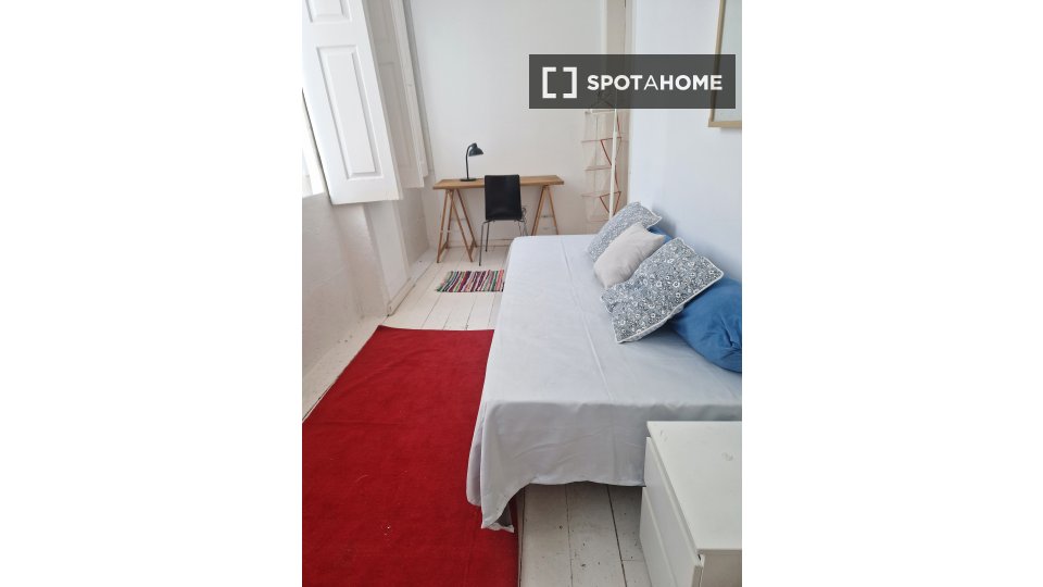 Double room Porto, 5 beds — photo 10