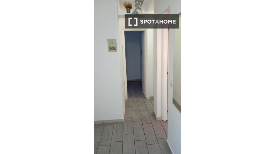 Apartment Rome, 4 beds, 60m² — photo 7