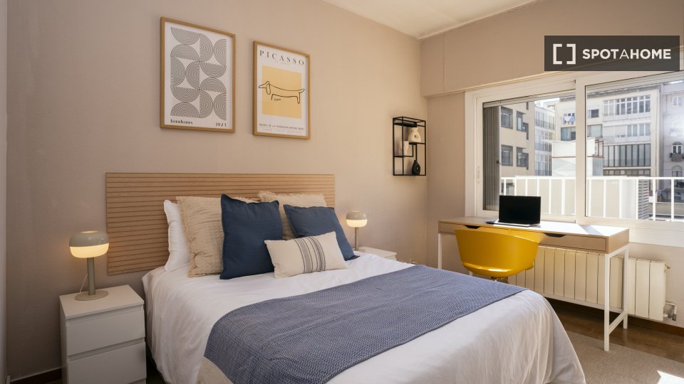 Double room Barcelona, 5 beds, 100m² — photo 15