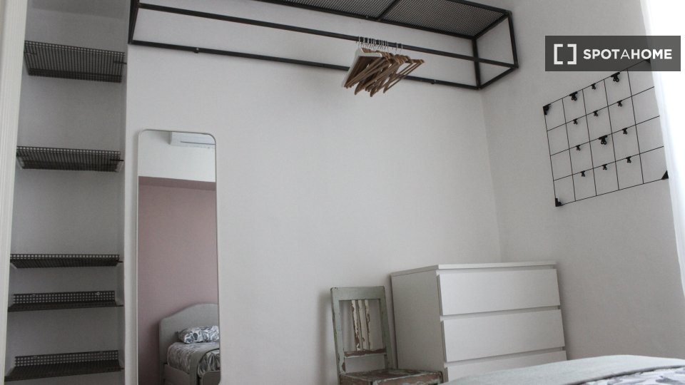 Double room Turin, 7 beds, 250m² — photo 13