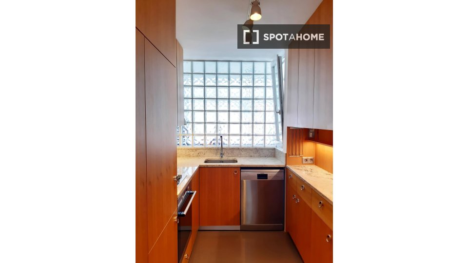 Apartment Lisbon, 2 beds — photo 1