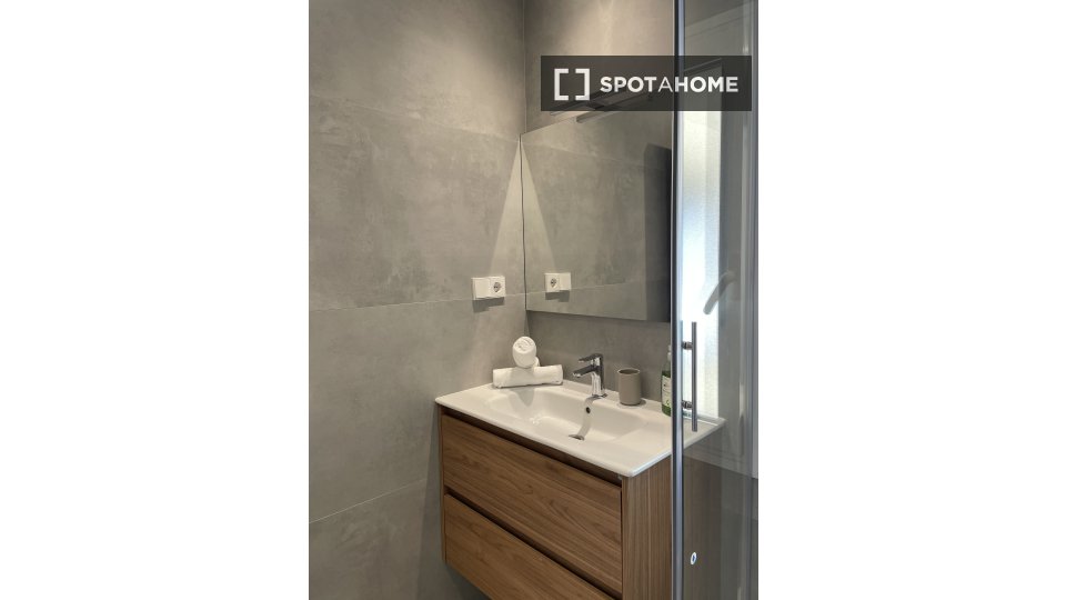 Apartment mono Madrid, 25m² — photo 1