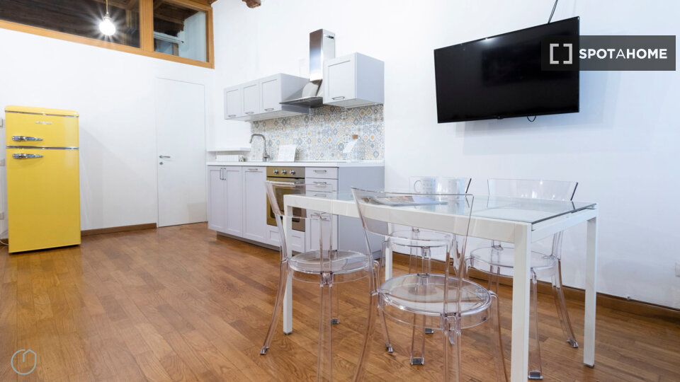 Apartment Milan, 1 bed, 60m² — photo 18