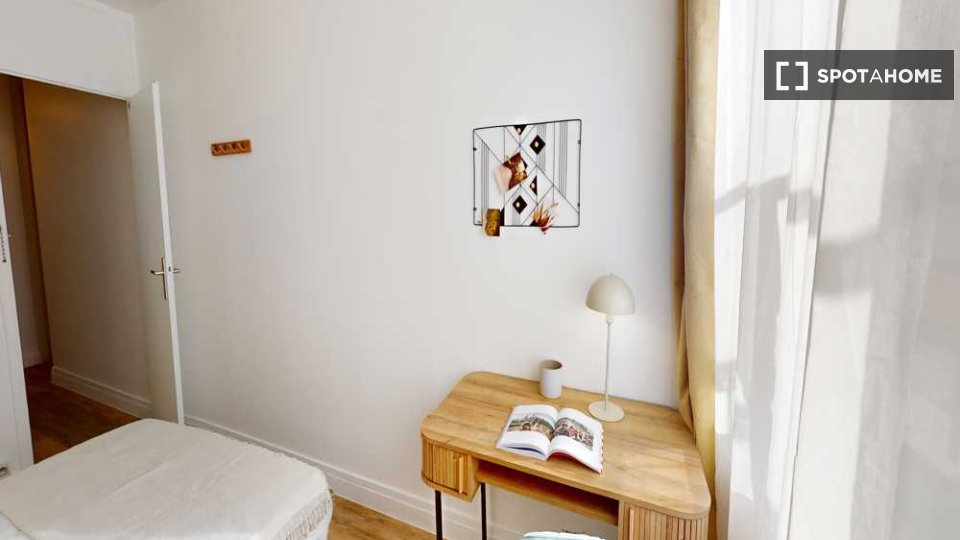 Double room Paris, 5 beds, 100m² — photo 10
