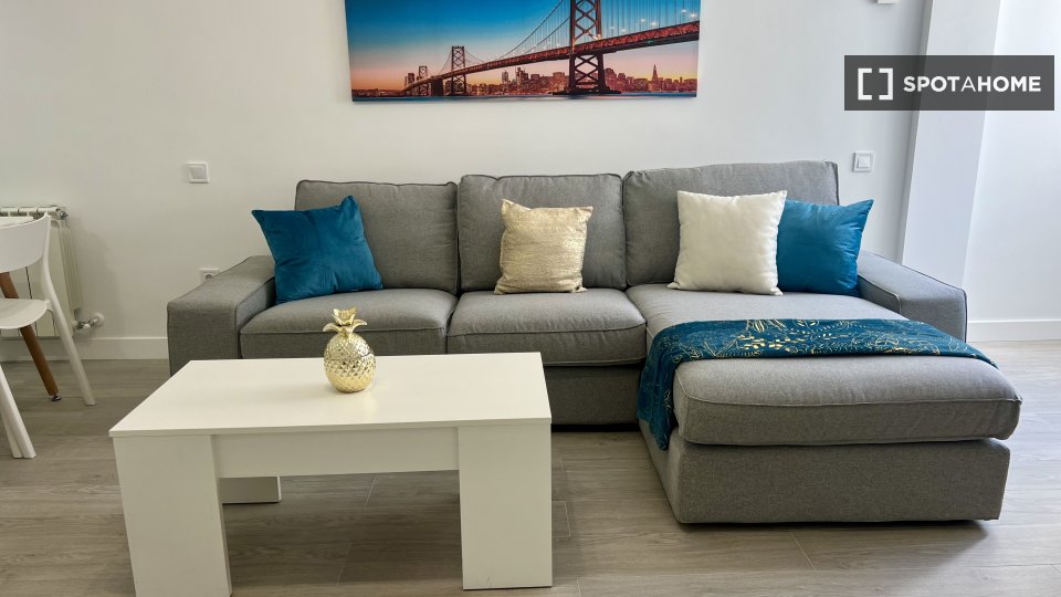 Apartment Madrid, 2 beds, 70m² — photo 11