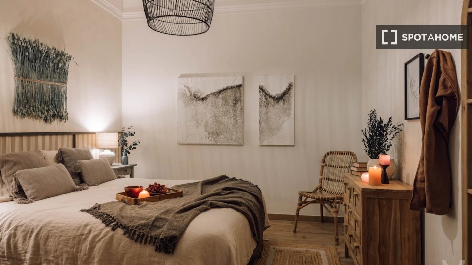 Apartment Lisbon, 2 beds, 115m² — photo 8