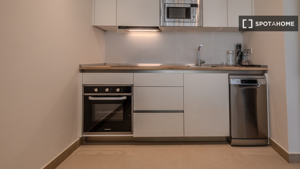 Apartment Malaga, 2 beds, 107m² — photo 4