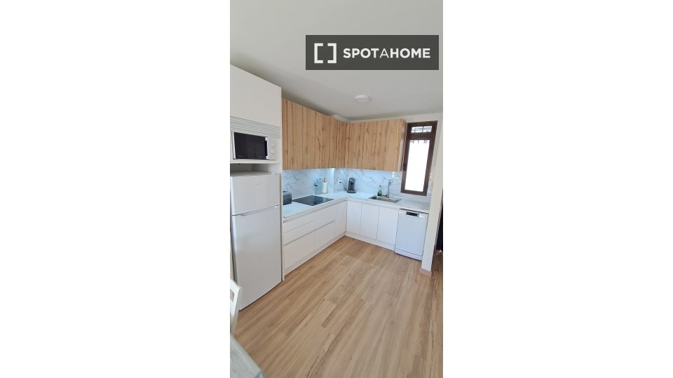 Apartment Santa_Cruz_De_Tenerife, 3 beds, 105m² — photo 4