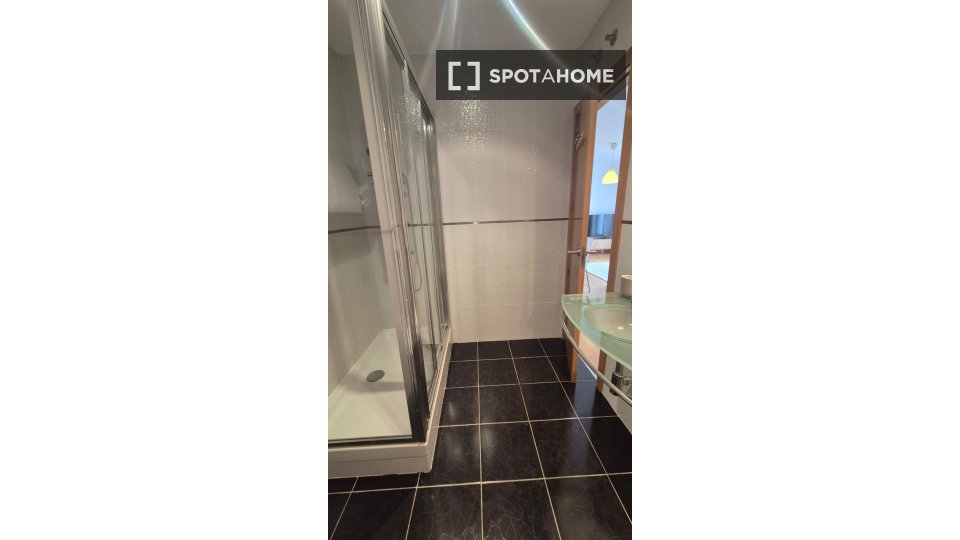 Apartment mono Madrid, 65m² — photo 3
