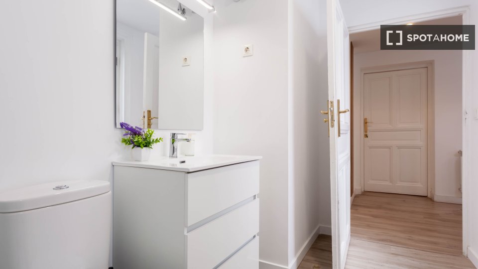Camera doppia Madrid, 7 camere, 180m² — foto 37