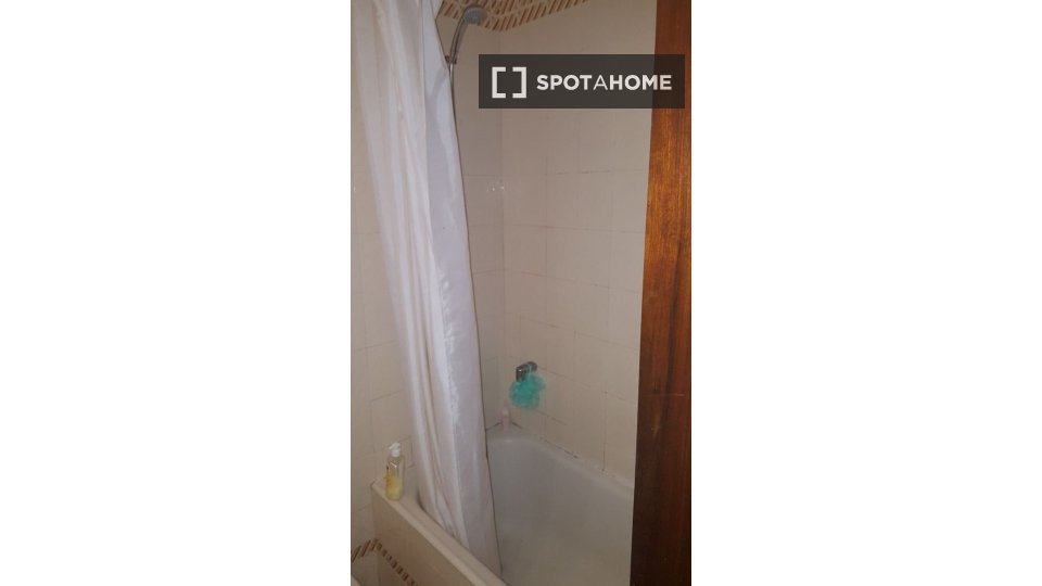 Double room Porto, 6 beds, 200m² — photo 12