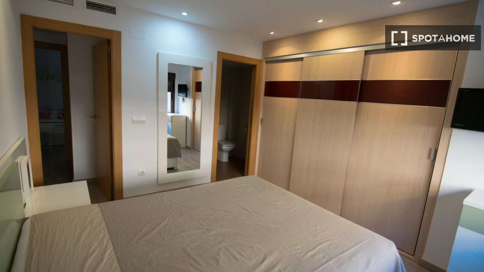 Apartment Valencia, 3 beds, 101m² — photo 10