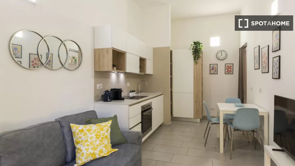Apartment Milan, 1 bed, 40m² — photo 2