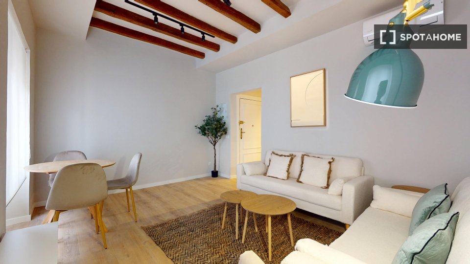 Apartment Madrid, 2 beds, 85m² — photo 8