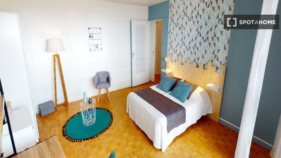 Double room Paris, 4 beds, 80m² — photo 9