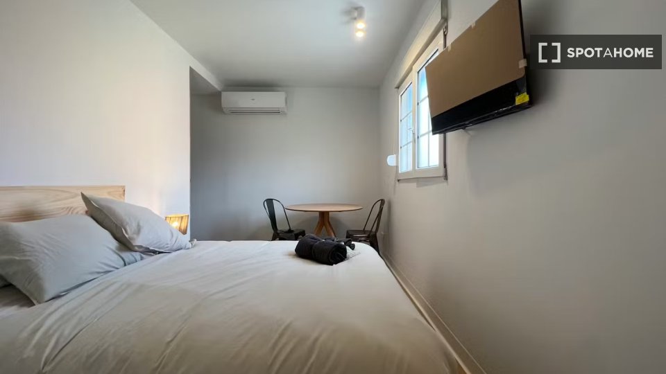 Apartment mono Madrid, 16m² — photo 8