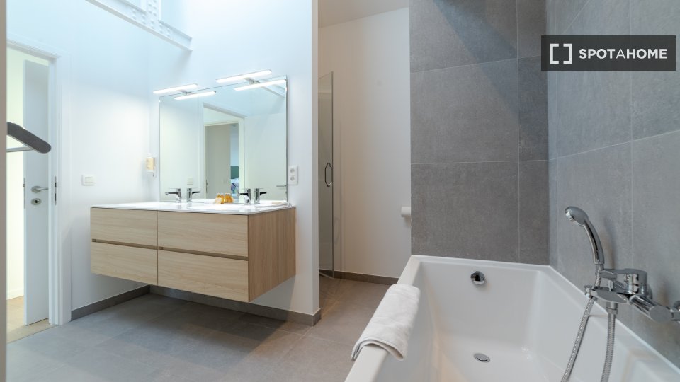Apartment Brussels, 3 beds, 210m² — photo 17