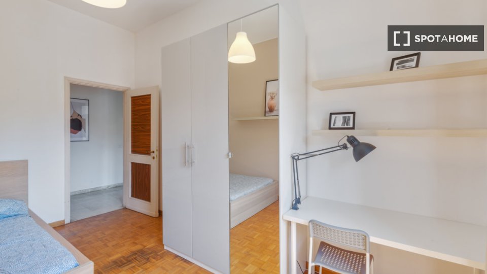 Double room Milan, 6 beds, 164m² — photo 15