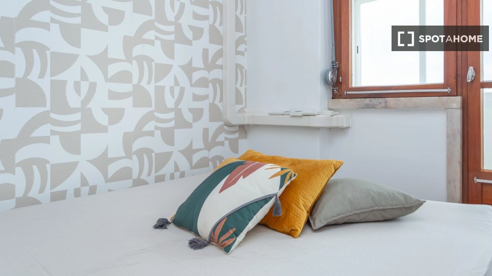 Double room Lisbon, 4 beds — photo 3