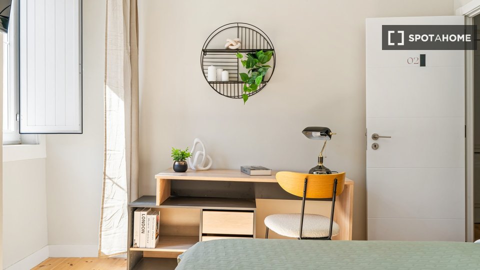 Double room Lisbon, 6 beds — photo 46
