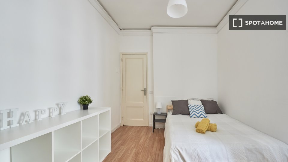 Double room Lisbon, 9 beds, 160m² — photo 36