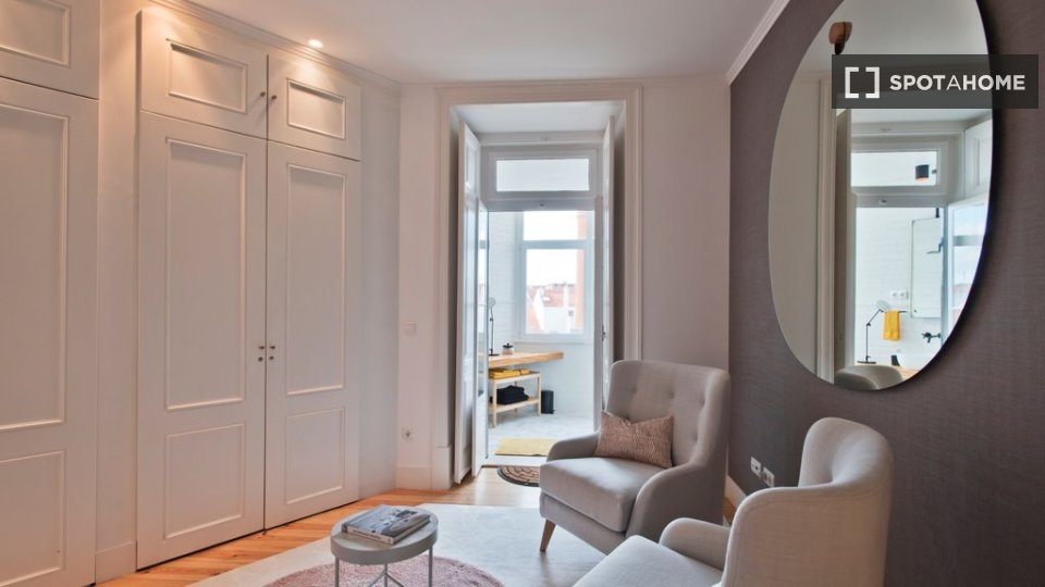 Apartment Lisbon, 3 beds — photo 10