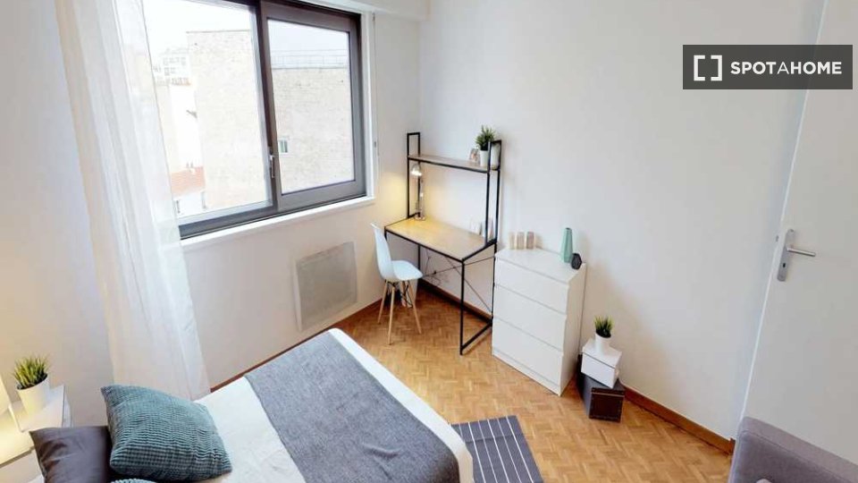 Double room Paris, 5 beds, 120m² — photo 11
