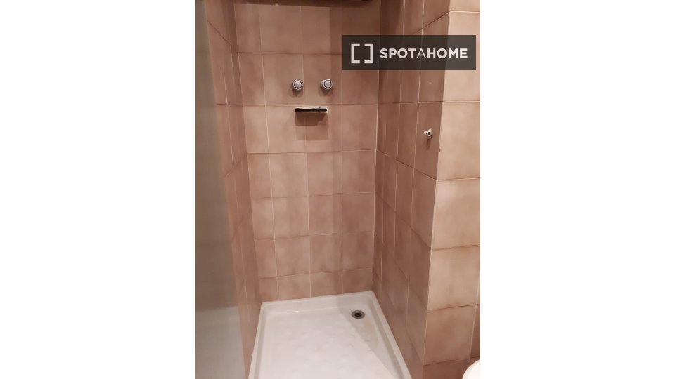 Double room Turin, 4 beds — photo 9