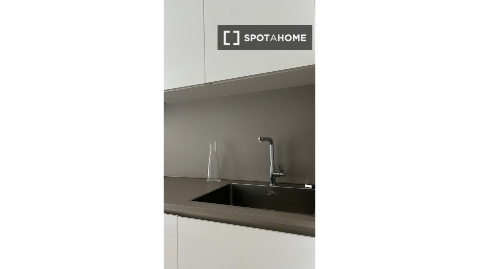 Apartment Milan, 1 bed, 90m² — photo 4