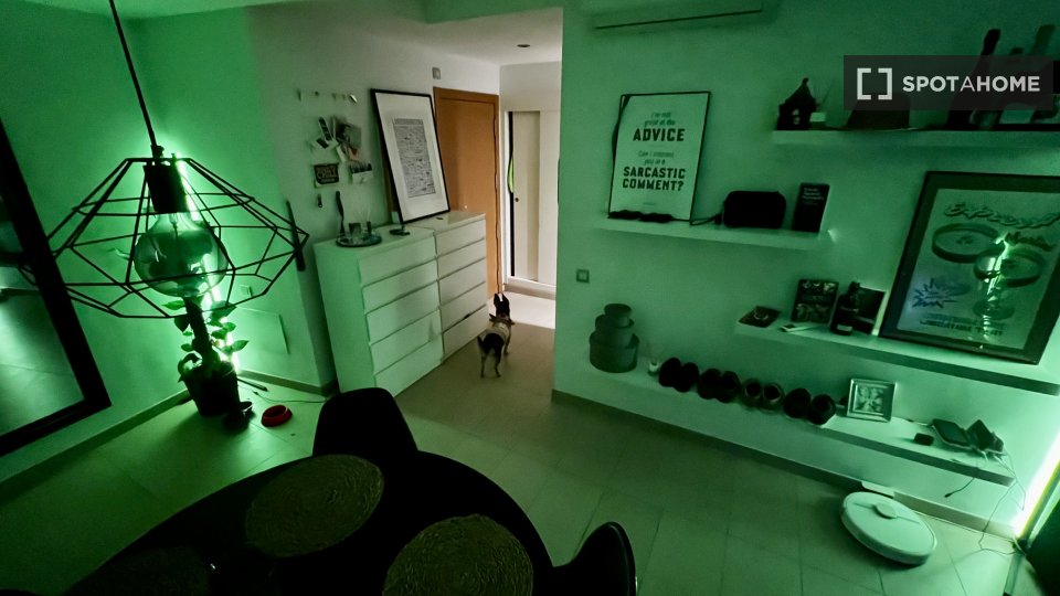 Double room Palma_De_Mallorca, 2 beds, 83m² — photo 5