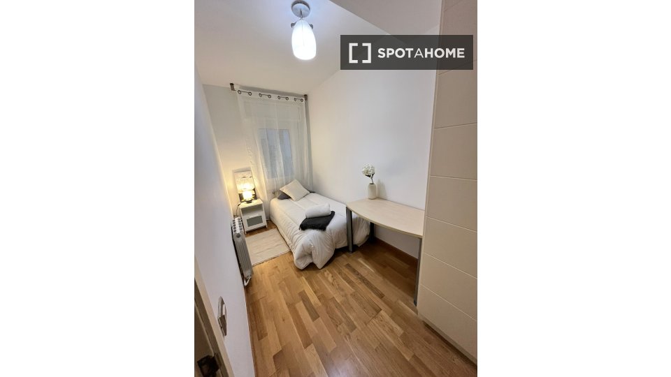 Double room Barcelona, 4 beds, 100m² — photo 45