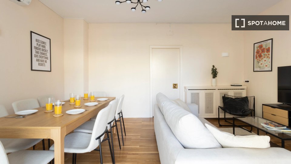 Double room Barcelona, 6 beds — photo 12