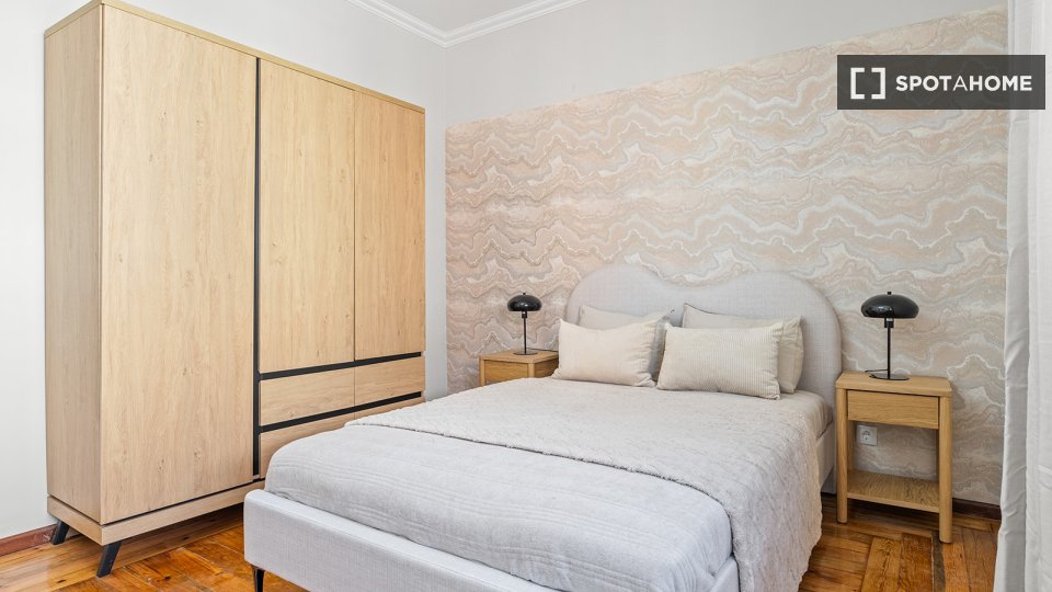 Double room Lisbon, 8 beds — photo 20