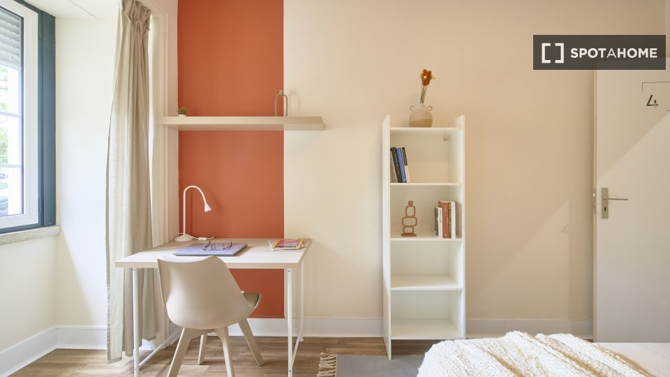 Double room Lisbon, 7 beds — photo 9