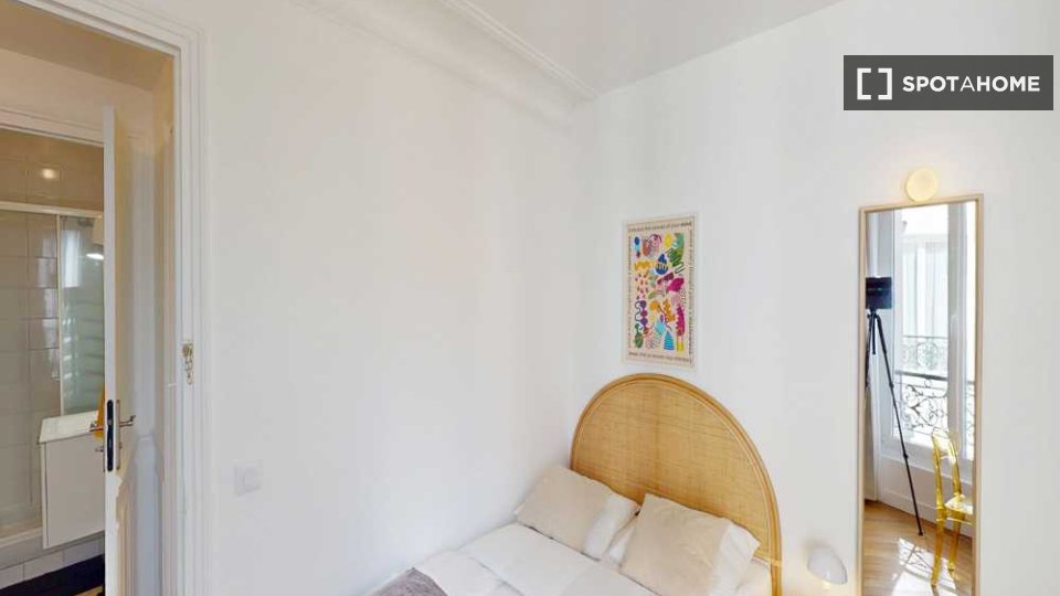 Double room Paris, 5 beds, 50m² — photo 14