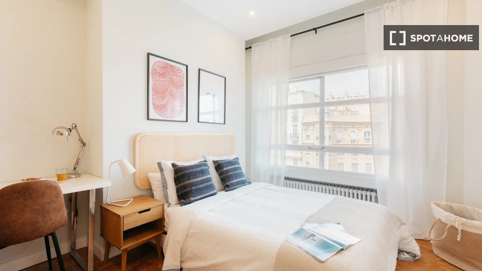 Double room Valencia, 8 beds — photo 1