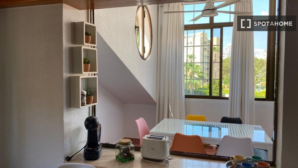 Apartment Alicante, 2 beds, 80m² — photo 14