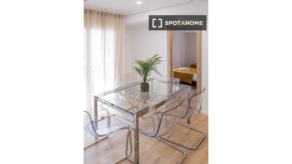 Apartment Valencia, 3 beds, 75m² — photo 11
