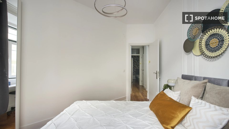 Double room Lisbon, 8 beds — photo 12