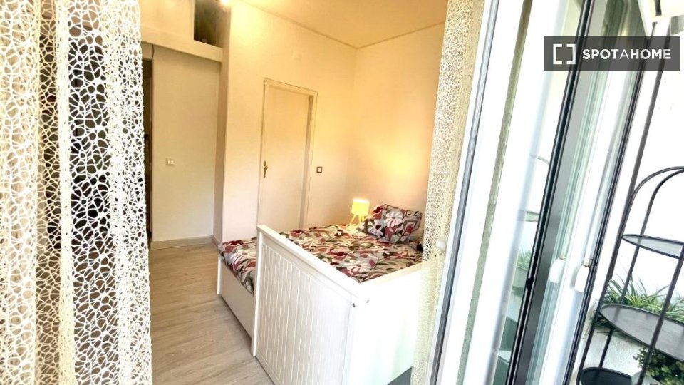 Apartment mono Lisbon, 30m² — photo 9