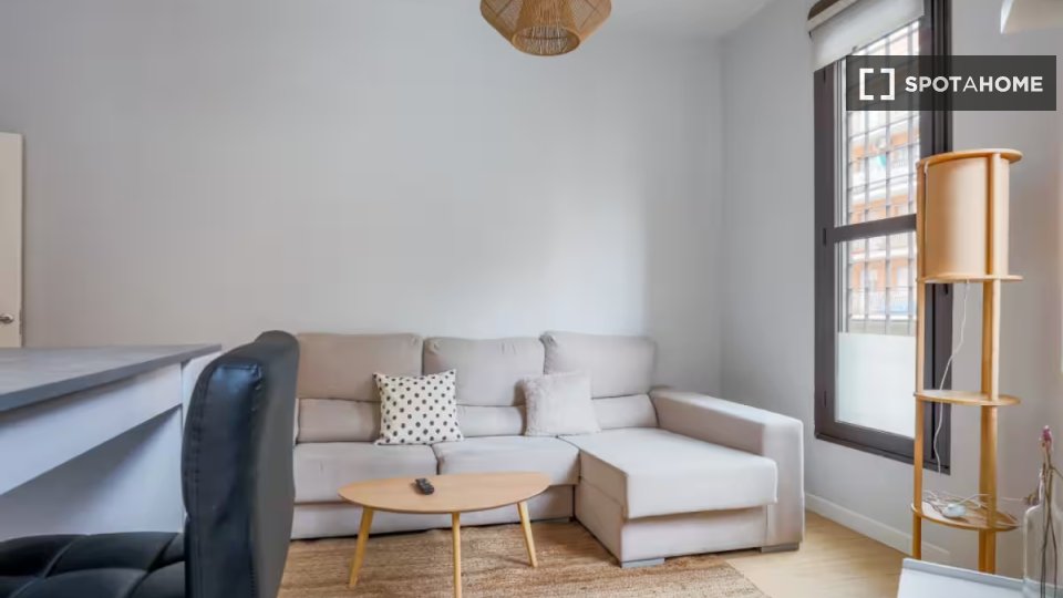 Apartment Madrid, 2 beds — photo 11