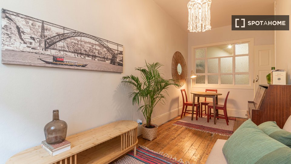 Apartment mono Porto, 50m² — photo 1