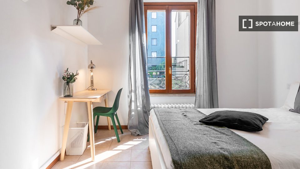 Double room Milan, 4 beds, 129m² — photo 1