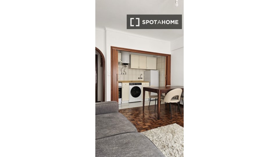Apartment Lisbon, 1 bed, 50m² — photo 21