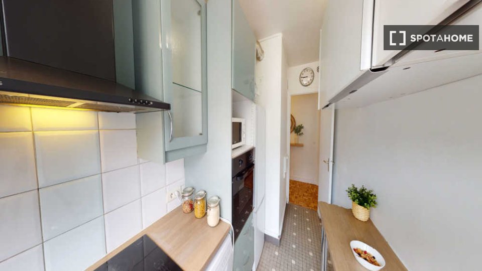 Double room Paris, 4 beds, 80m² — photo 5