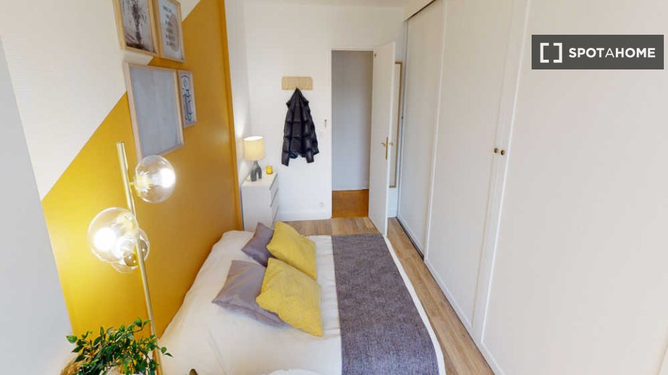 Double room Paris, 4 beds, 80m² — photo 1