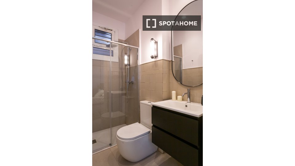 Double room Barcelona, 16 beds, 380m² — photo 6